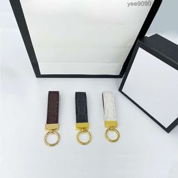 Fashion 2023 Keychain Brand Designer Key Chain Mens Luxury Car Keyring Womens Buckle Keychains Handmade Leather Men Women Bags Pendant Accessories Multicol''gg''TF71