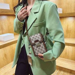 2024 New Designer women's crossbody shoulder Hot super fire printing mobile phone square bag