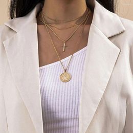Pendant Necklaces Vintage Fashion Gold Plated Silver Colour Cross Paladin Portrait Coin For Women Female Chain Multilevel Jewellery