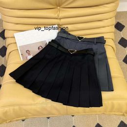 Skirts designer luxury Designer Womens Short Ball Gown Skirt Summer Girls Classic Pleated Skirts For Women Slim Denim Aline New Skirt Sma