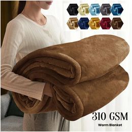 Blankets Soft Blanket for Fall Winter Spring All Season Thicken Warm Fuzzy Microplush Lightweight Fleece Bed Sofa 231218