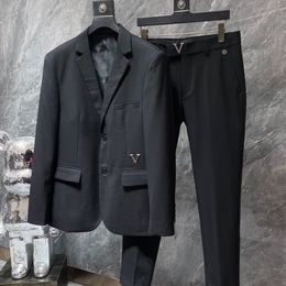 Designer Herren Anzüge Blazers Jacke Mantel Western Kleidung Männer Klassischer Buchstaben Print Blazer Herbst Luxus -Outwear