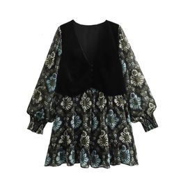 Basic Casual Dresses TRAF Print Vest Tierred for Women Autumn 2023 Long Sleeve Pleated Dress Female Short Mini Women s 231218