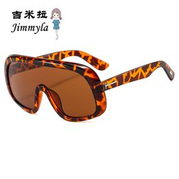 New fashion one-piece wind proof trend PC men's and women's versatile Sunglasses t home glasses