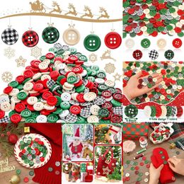 New Christmas Toy Supplies 60pcs 0.8inch Christmas Buttons Round Wood Sewing Buttons for Christmas Stocking Decorative DIY Sewing Crafts Handmade Ornaments