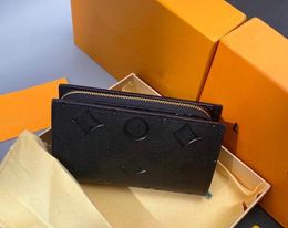 High Quality Genuine Leather Wallets for Women and men Designer embossing Card Holder Organizer Wallets purse Travel Acceessory size 13.5CMX9.5CMX3.5CM