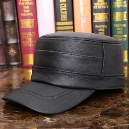Berets H7003 Fashion Male Cap Fall Winter Cowskin Warm Flat Top Military Hat High Quality Middle-aged Elderly Men Genuine Leather Hats