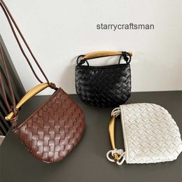 Totes Bag Woven Sardine Luxury Botte Venetas Bags Large Designer Capacity Handbag Leather Woven Summer New Small Bag Hand Carry Cross Body Dumpling Head Laye WN7XA