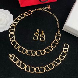 English letter Chain piece splicing brass material design sense necklace bracelet earrings European and American fashion high-end light luxury style jewelry