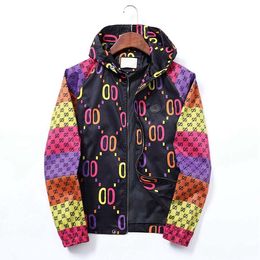 Mens jacket designer tracksuit hooded jacket Loose outdoor jogging womens jacket sweatshirt womens sunscreen jacket sweatshirt