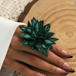 Cluster Rings Bohemia Green Cloth Zircon Lotus Flowers Metal Exaggerate Ring Beautiful Summer Beach Vacation Jewelry HUANZHI 2023 INS