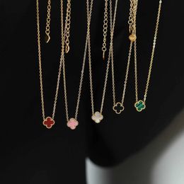 Van Clover Necklace Designer Sicilian Light Pendant Double Sided Four Leaf Grass Gold Small Simple Mini Lucky Collar Chain Female