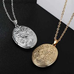 Pendant Necklaces New Nordic Style Oval Carved Flower Stripe Locket Pendant Necklace Women Romantic Vintage 2 Colours Openable Photo Locket JewelryL231218