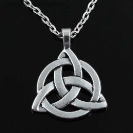 Pendant Necklaces New Fashion Knot Amulet Pendants Round Cross Chain Short Long Mens Womens Silver Color Necklace Jewelry GiftL231218