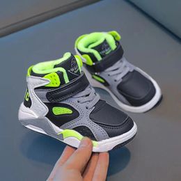 Athletic Outdoor 2024 Kids Fashion Hightop Sneakers for Boys Girls Shoes Children Casual Walking Breathable Sports Running Toddler 231218