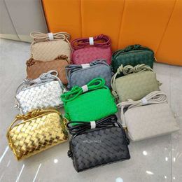 BotteaVenetas Loops Bags Mini Camera shoulder Bvbag eather Korean Edition Cloud Fashion Handheld Crossqq55MJ