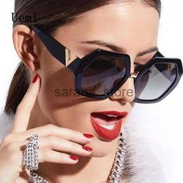 Sunglasses New Fashion Women Diamond Sunglasses For Men Retro Luxury Brand Designer Sun Glasses Female Trend Shades UV400 Eyeglas J231218
