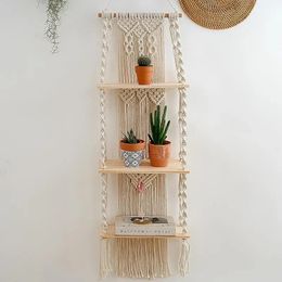 Tapestries Macrame Wall Hanging Tapestry With Wooden Shelf Handwoven Bohemia Tassel Curtain Wedding Backgrou Boho Decor 231218