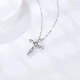 Pendant Necklaces MSP5028 Dainty Iced Out 925 Sterling Silver Moissanite Religious Cross Factory Wholesale 3 Pieces