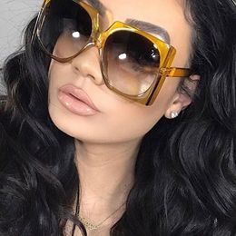 Sunglasses 2024 Luxury Big Square Women Brand Designer Retro Clear Sun Glasses For Female Oversized Black Shades