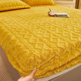 Bedding sets Bonenjoy Winter Warm Bed Sheet Yellow Colour Taff Velvet Fleece Linen Single Plush drap de lit 2 personnes Thick Cover 231218