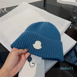 Designer beanie hat bonnet Woolen woman Winter Yarn-dyed knitted wool sports holiday gift