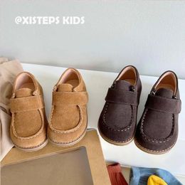 Туфли на плоской подошве, винтажные детские мокасины для мальчиков, замшевые детские туфли на плоской подошве для малышей, осенние детские кожаные модельные туфли, школьная обувь 231219