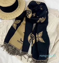 luxury brand scarf Outdoor warm scarf send friends send family the best gift