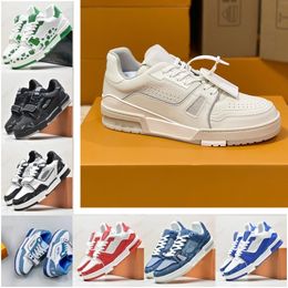 Women Black Green Sneakers Men Purple White Designer Mens Trainers Walk Free Shipping Shoes Skate Sneakers 35-46 46195 s