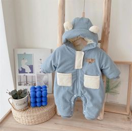 Rompers 2023 winter in infant kids boys full sleeve corduroy hooded Colour blocking thicken plush born baby romper 231218