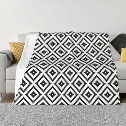 Blankets Aztec - Black On White Throw Blanket Fashion Sofas Luxury St Cute Fluffy Plaid