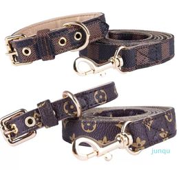 Leashes Designs Adjustable PU Leather Pet Collars Fashion Letters Print Old Flowers Leashes for Cat Dog Necklace Neck Decoration Accessory