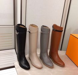 2024 Autunno Stivali da uomo Designer di marca Suola Stivaletto Samson Orlato Uomo Abito da sposa nero Scarpe basse in pelle Mid Bootlia Stivale di lusso di qualità eccellente con scatola