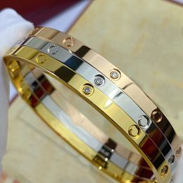 Love bangl Narrow edition bangle diamond for woman designer bangles for man Gold plated 18K T0P quality highest counter quality brand designer 010