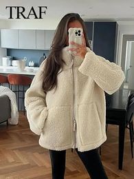 Womens Jackets TRAF Autumn Women Lamb Wool Pocket Oversized Warm Coat Zipper Long Sleeve Stand Collar Jacket Female Fashion Streetwear 231218