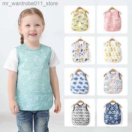 Bibs Burp Cloths Baby Bib New Cute Waterproof Sleeveless Children Smock Eating Painting Toothbrushing Toddlers Vest Four Season Girl Accessories Q231219