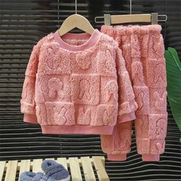 Pullover Baby Girl Clothes For Newborns Clothing Sets Autumn Winter Kids Boys Plus Fleece Warm Sweater Tops Pants 2pcs Suit 0-2 Years OldL2312155