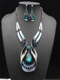 Wedding Jewellery Sets Silver plate Luxury atmospheric drop jewel earrings necklace set High grade alloy Jewellery accessories for woman 231219