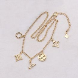 Designer de judeu para mulheres Colar de colar de tenis moissanite gold women women women acessórios de trevo corda pingente personalizada não desaparecer natal