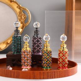 60 X 12ml New Style Diamond Crystal Decoration Metal Perfume Bottles Empty Retro Luxury Dubai Egyptian Fancy Pretty Essential Oil Bottles