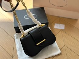 Sidonie Bag Single Shoulder Diagonal Straddle Handbag Fashion Shopping Satchels Leather Bags Luxury Designer Purses 240517