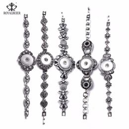 Charm Bracelets RoyalBeier 5pcs lot Est Design 18mm Snap Button Bracelet Stainless Steel Love Flowers Charms DIY For Women SZ0563301Y