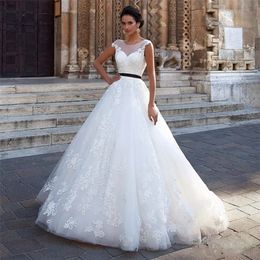 Stunningbride 2024 Scoop Ball Bridal Gowns White Lace Applique Sleeveless Sexy Backless Latest Wedding Dresses with Black Sashes