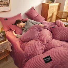Bedding sets Velvet Duvet Cover Set with Pillowcase Solid Colour Winter Warm Thick Bedding Set Double Queen Size Comforter Quilt Cover 220x240 231218