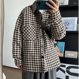 Men's Casual Shirts Classic Retro Houndstooth Pattern Cargo Men Loose Coats Trendy Single Breasted Male Street Long Sleeved Jackets