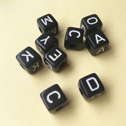 Whole 550PCS lot Mixed A-Z 10 10MM Black with white Printing Plastic Acrylic Square Cube Alphabet Letter Initial Beads 200930267S