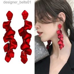 Dangle Chandelier Delysia King Women Rose Flower Long Tassel Earrings Elegant Temperament Simulation Metal Red Eardrop Best Friend GiftL231219