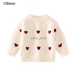 Pullover 2023 Baby Girls Sweaters Red Kids Clothes Children Cotton White Knitted Sweater Babi Girls Cute Love Heart Top Cardigan ClothingL231215