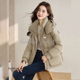 Goose Down Jacket, Women's Short Hooded, Loose and Warm, Thickened Jacket, Exclusive for Small Men, Winter New Style 843 588