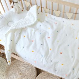Blankets Swaddling 100x120cm 120x150cm Baby Spring Summer Lightweight Sleep Blanket Autumn Winter Kids Cute Embodiary Cartoons Cotton Bed Quilts 231219
